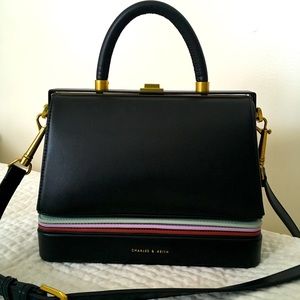 NEW Charles & Keith Large Accordion Top Handle Bag